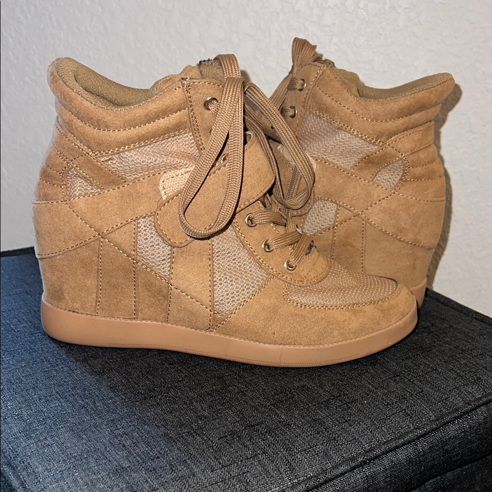 Women's Tan Wedge Sneakers